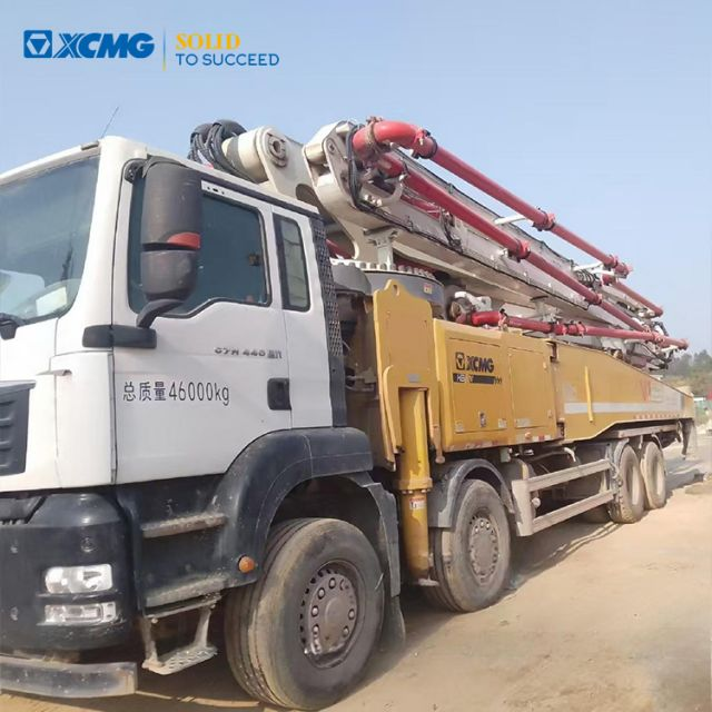 XCMG Official 58m Concrete Pump Secondhand Concrete Pumping Machine HB58V for Sale